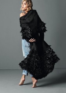 Sofia Boutella feet photo thumbnail