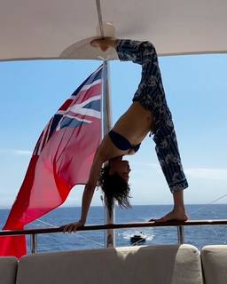 Sofia Boutella feet photo thumbnail