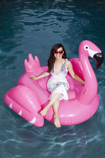 Sofia Carson feet photo thumbnail