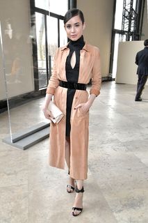 Sofia Carson feet photo thumbnail