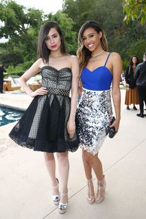 Sofia Carson feet photo thumbnail