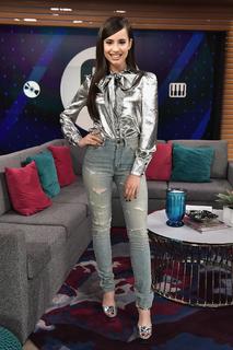 Sofia Carson feet photo thumbnail