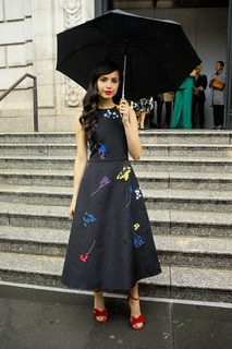 Sofia Carson feet photo thumbnail
