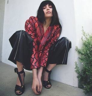 Sofia Carson feet photo thumbnail