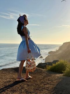 Sofia Carson feet photo 4