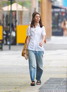 Sofia Coppola feet photo thumbnail