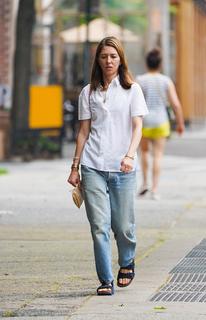 Sofia Coppola feet photo thumbnail