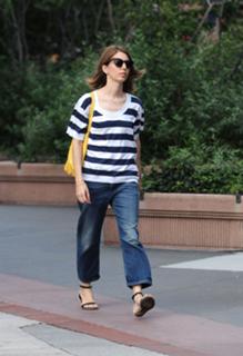 Sofia Coppola feet photo thumbnail