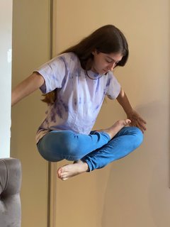 Sofia Espanha feet photo thumbnail