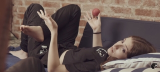 Sofia Espanha feet photo thumbnail