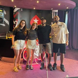 Sofia Espanha feet photo thumbnail