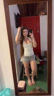 Sofia Espanha feet photo thumbnail