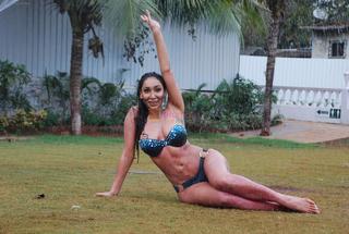 Sofia Hayat feet photo 8