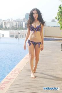 Sofia Hayat feet photo 5