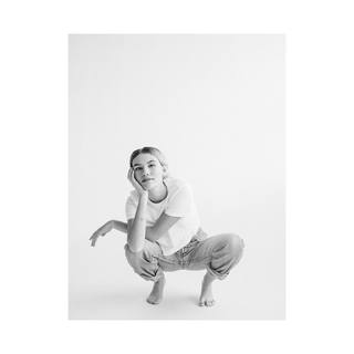 Sofia Hublitz feet photo thumbnail