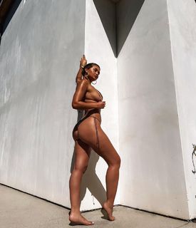 Sofia Jamora feet photo 19