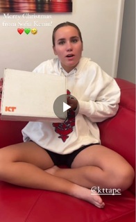 Sofia Kenin feet photo 2