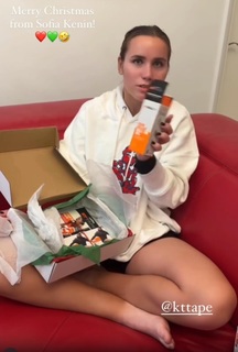 Sofia Kenin feet photo 1