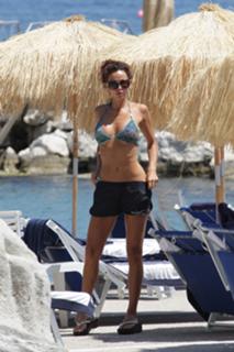 Sofia Milos feet photo thumbnail