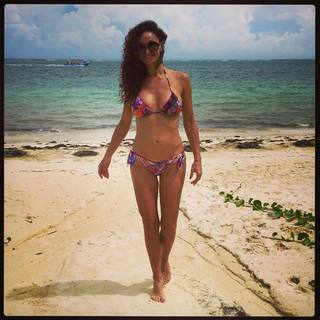 Sofia Milos feet photo thumbnail