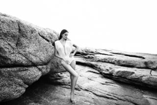 Sofia Resing feet photo 6