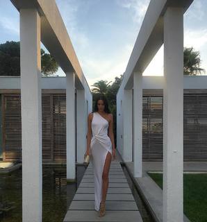 Sofia Resing feet photo 14
