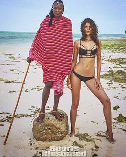 Sofia Resing feet photo 17