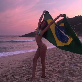 Sofia Resing feet photo 15