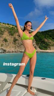 Sofia Resing feet photo 5