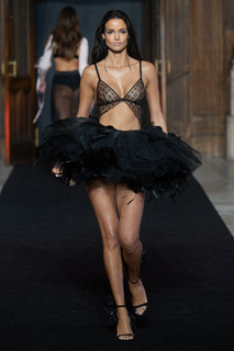 Sofia Resing feet photo 2
