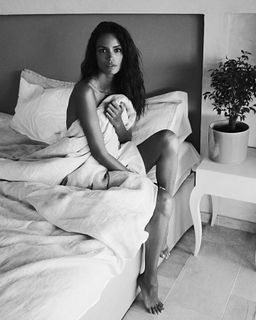 Sofia Resing feet photo 11
