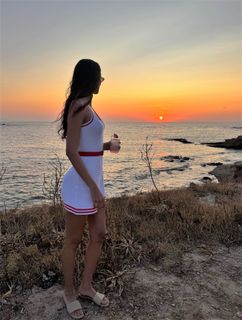 Sofia Resing feet photo 16