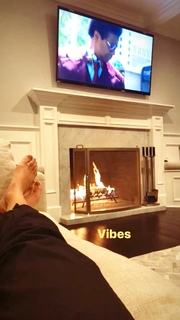 Sofia Richie feet photo thumbnail