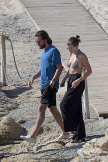Sofia Richie feet photo thumbnail