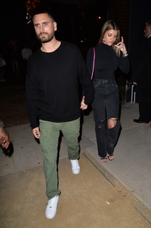 Sofia Richie feet photo thumbnail