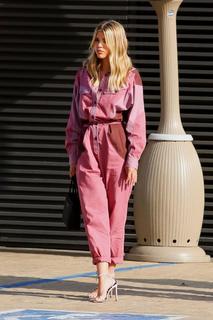 Sofia Richie feet photo thumbnail