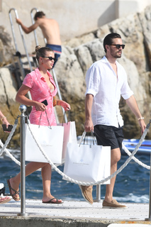 Sofia Richie feet photo thumbnail