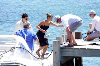 Sofia Richie feet photo thumbnail