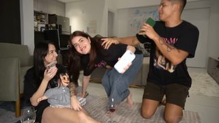 Sofia Santino feet photo thumbnail