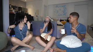 Sofia Santino feet photo thumbnail