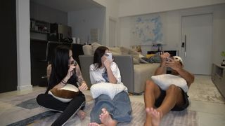 Sofia Santino feet photo thumbnail