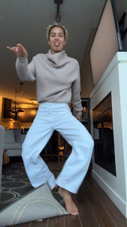 Sofia Wylie feet photo 5