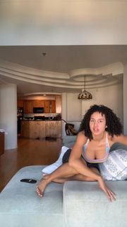Sofia Wylie feet photo 3