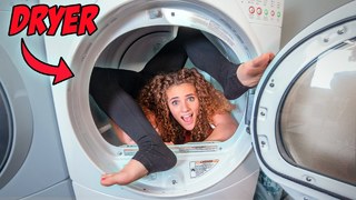 Sofie Dossi feet photo thumbnail