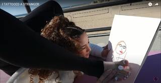 Sofie Dossi feet photo thumbnail
