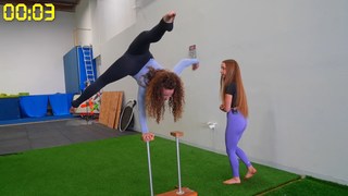 Sofie Dossi feet photo thumbnail