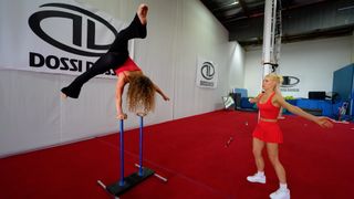 Sofie Dossi feet photo thumbnail