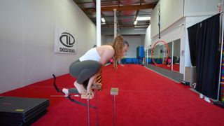 Sofie Dossi feet photo thumbnail