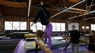 Sofie Dossi feet photo 7