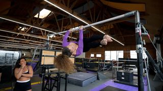 Sofie Dossi feet photo 18
